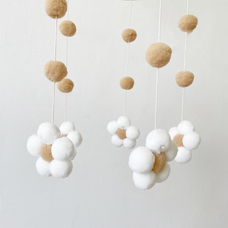 Campana de viento de flor con  - Baby Clothing Stores reseña y precio