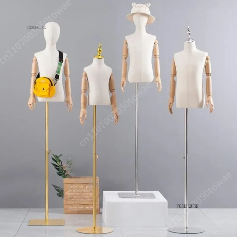Maniquí de Torso Infantil con  - Baby Clothing Stores reseña y precio