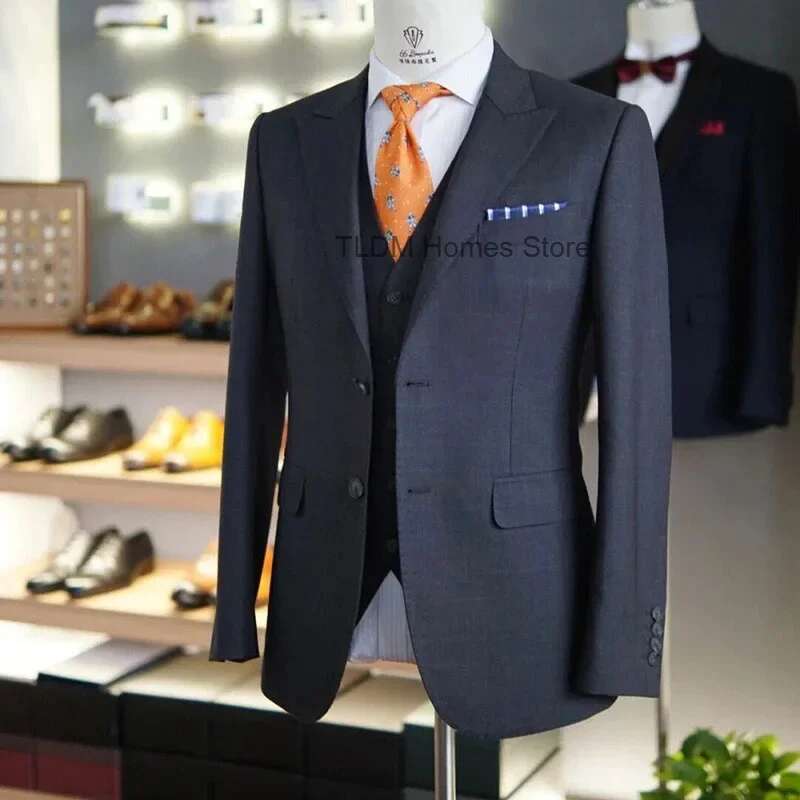 Maniquí Masculino de Medio Cue - Baby Clothing Stores reseña y precio